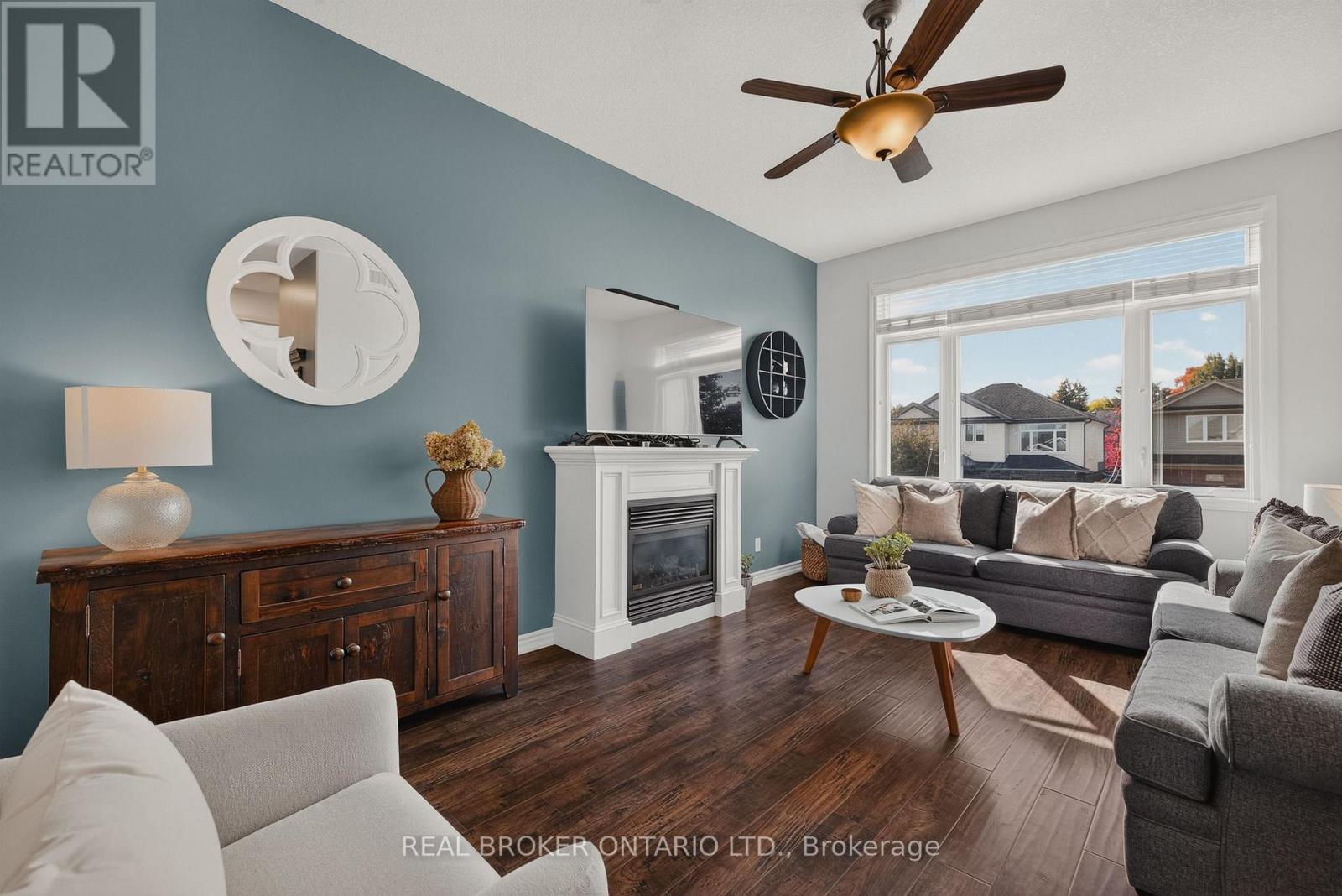 38 Roberta Street — photo 19