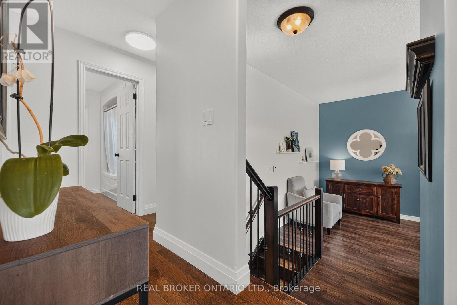 38 Roberta Street — photo 22