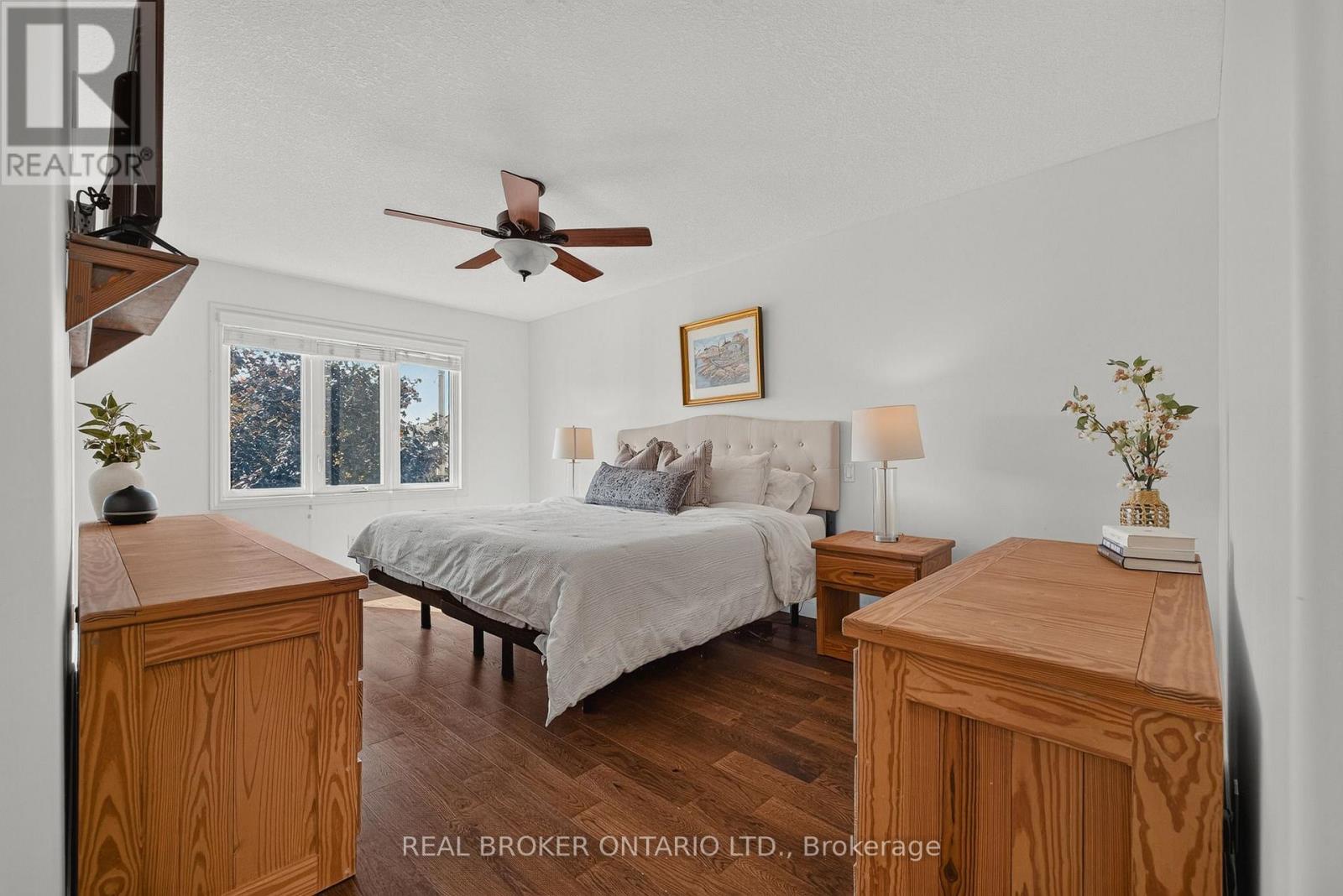 38 Roberta Street — photo 24