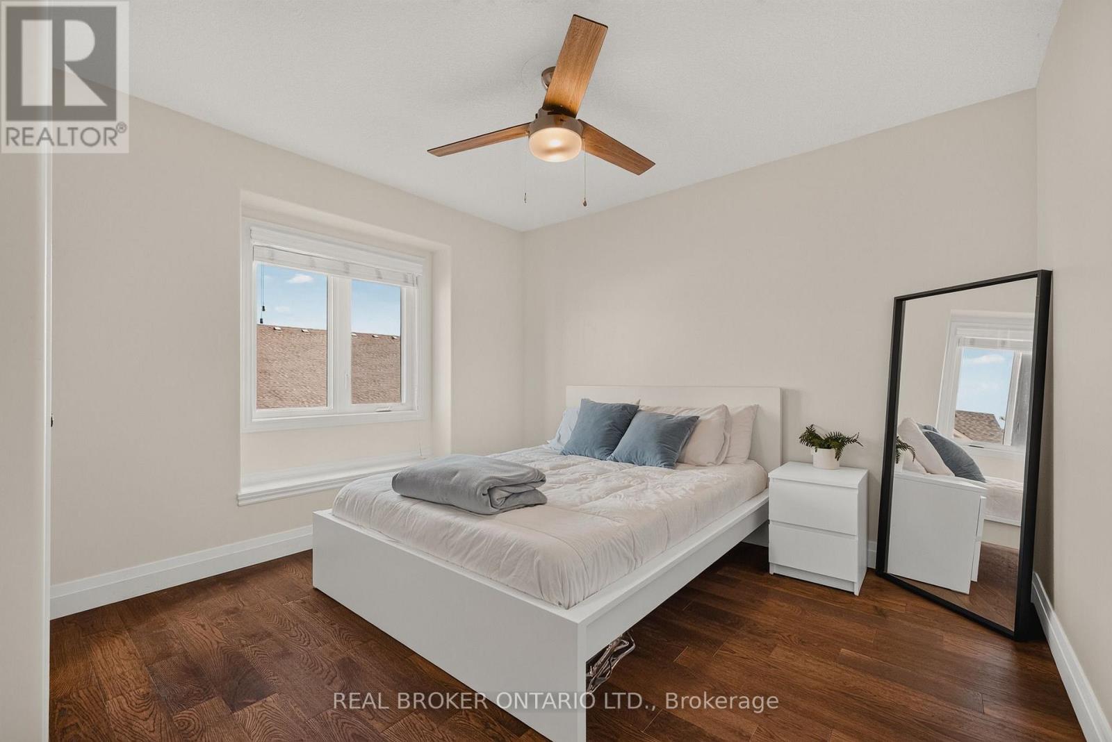 38 Roberta Street — photo 31