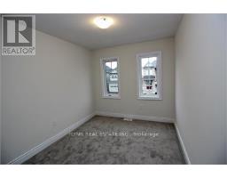7648 Hackberry Trail, Niagara Falls, ON L2H3R5 Photo 10