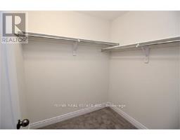 Bathroom - 7648 Hackberry Trail, Niagara Falls, ON L2H3R5 Photo 8