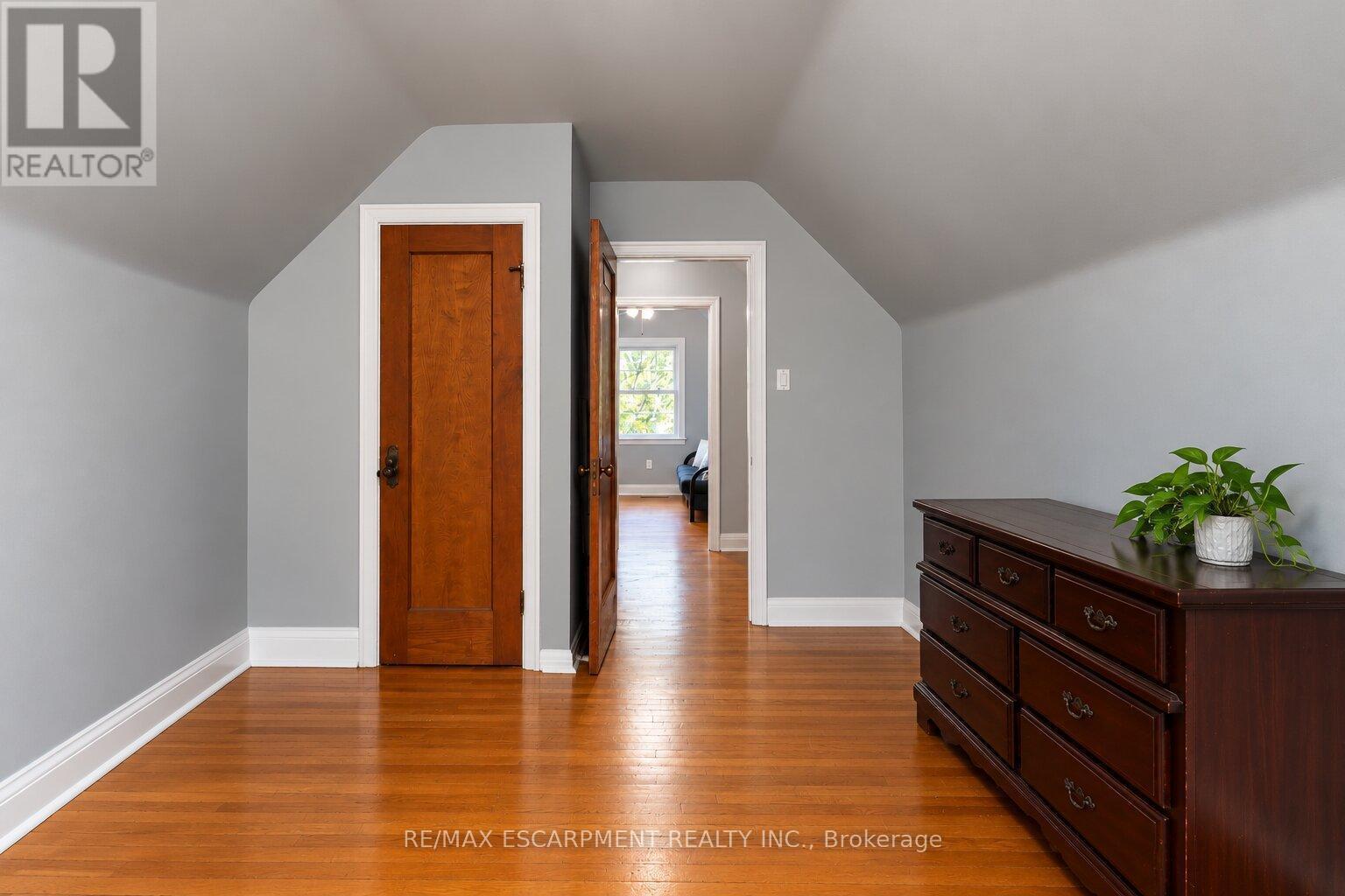 75 Barons Avenue — photo 24