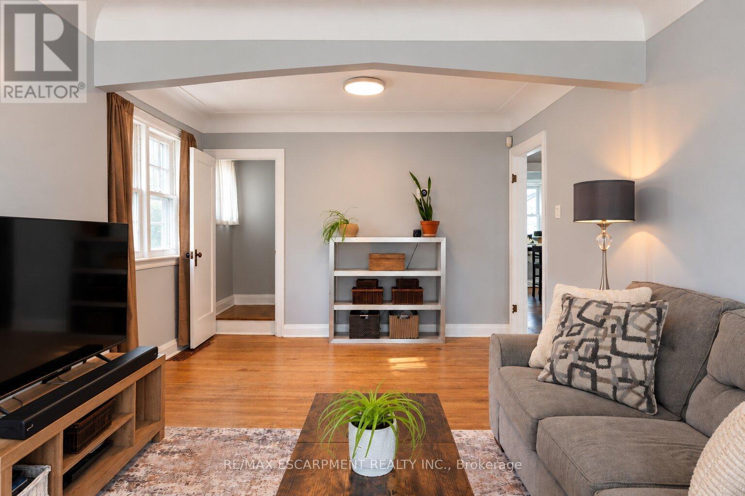 75 BARONS AVENUE - 9