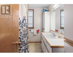 42 Lindsay Street, Kawartha Lakes, ON K0M1N0 Photo 16