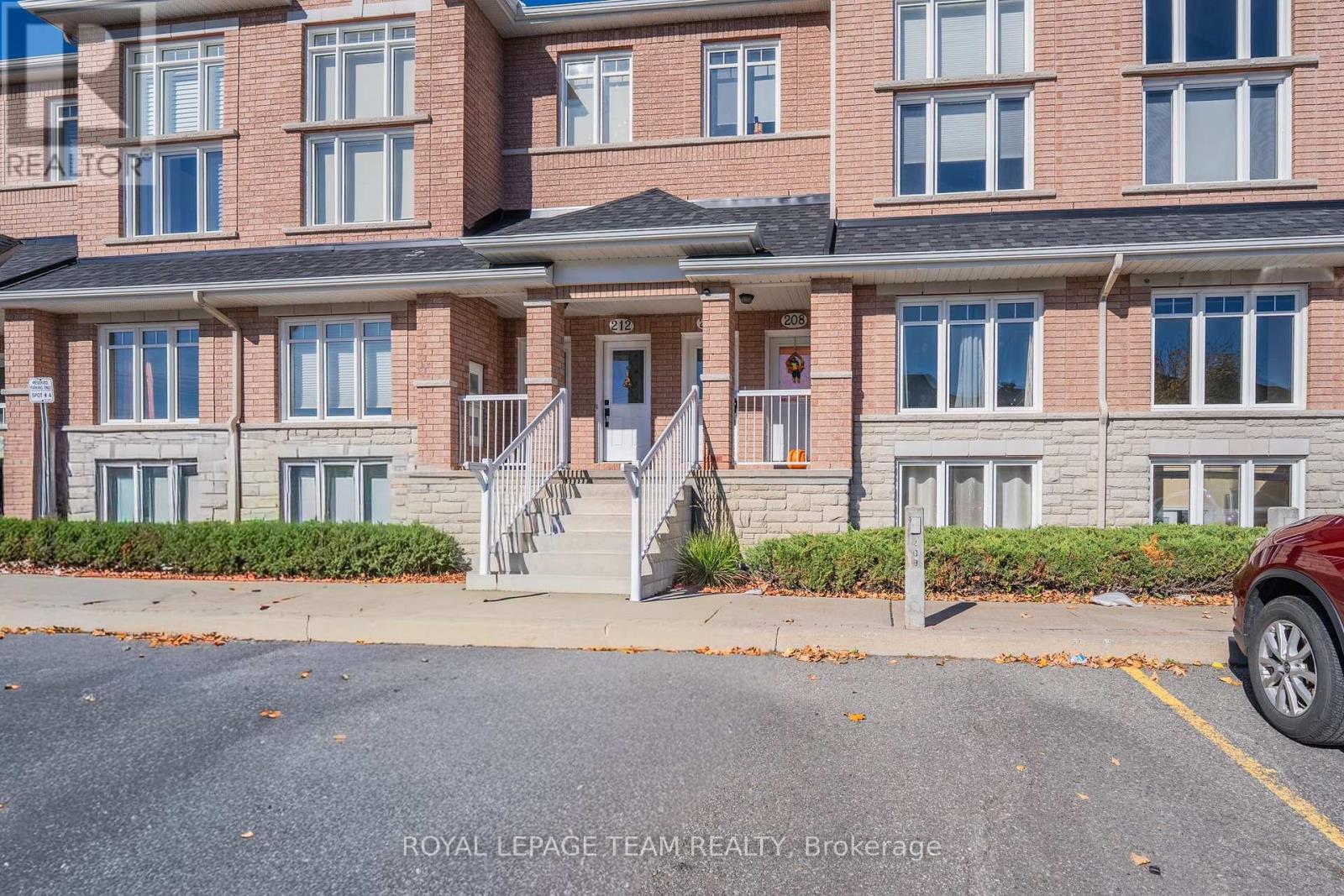 208 Tivoli Private — photo 3