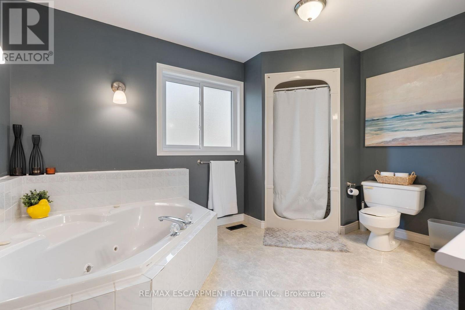 29 Leslie Avenue — photo 21