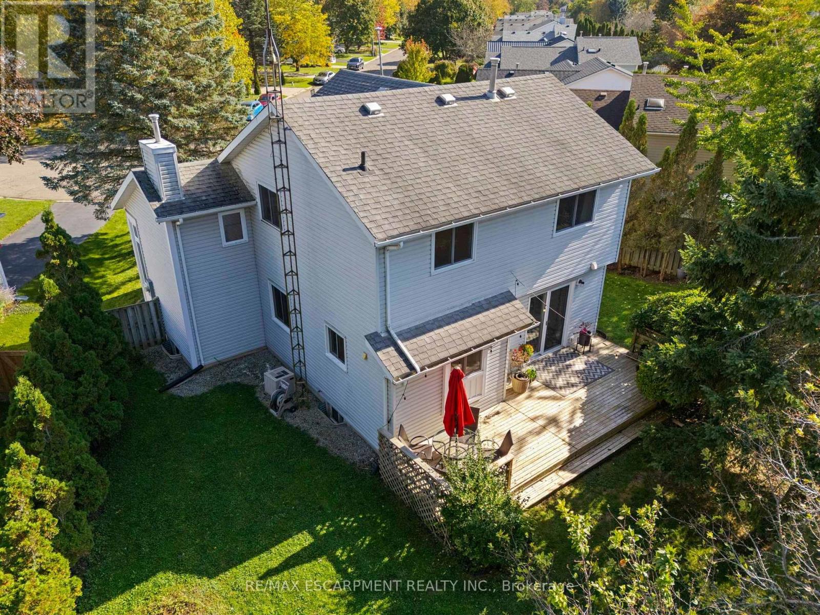 29 Leslie Avenue — photo 31