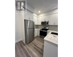 Living room - 221 - 1100 Lackner Place, Kitchener, ON N2A0M1 Photo 6