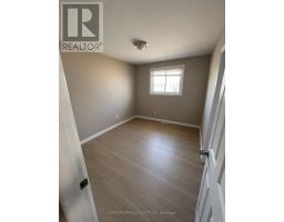 Upper - 10 Trelawn Parkway, Welland, ON L3C1W3 Photo 10