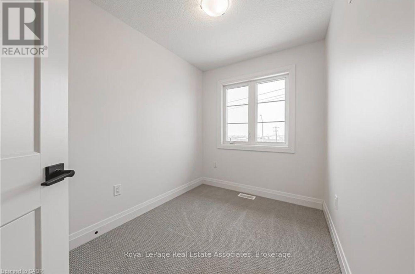 120 Court Drive — photo 7
