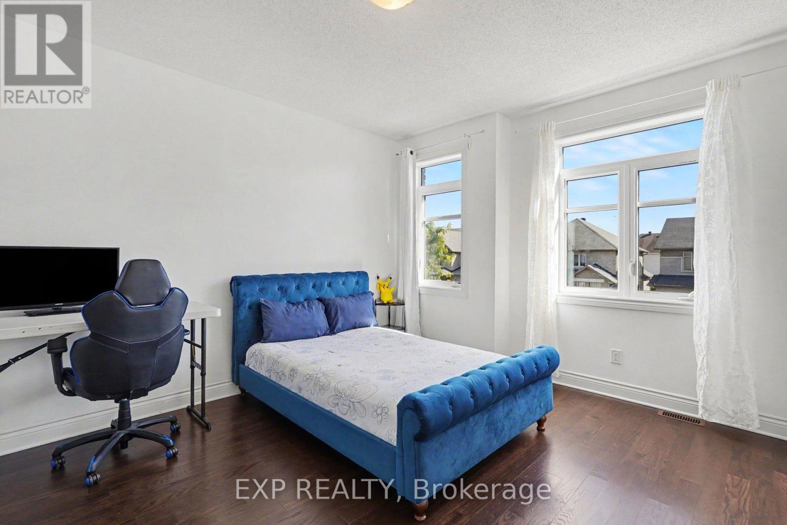 529 Peerless Street — photo 24