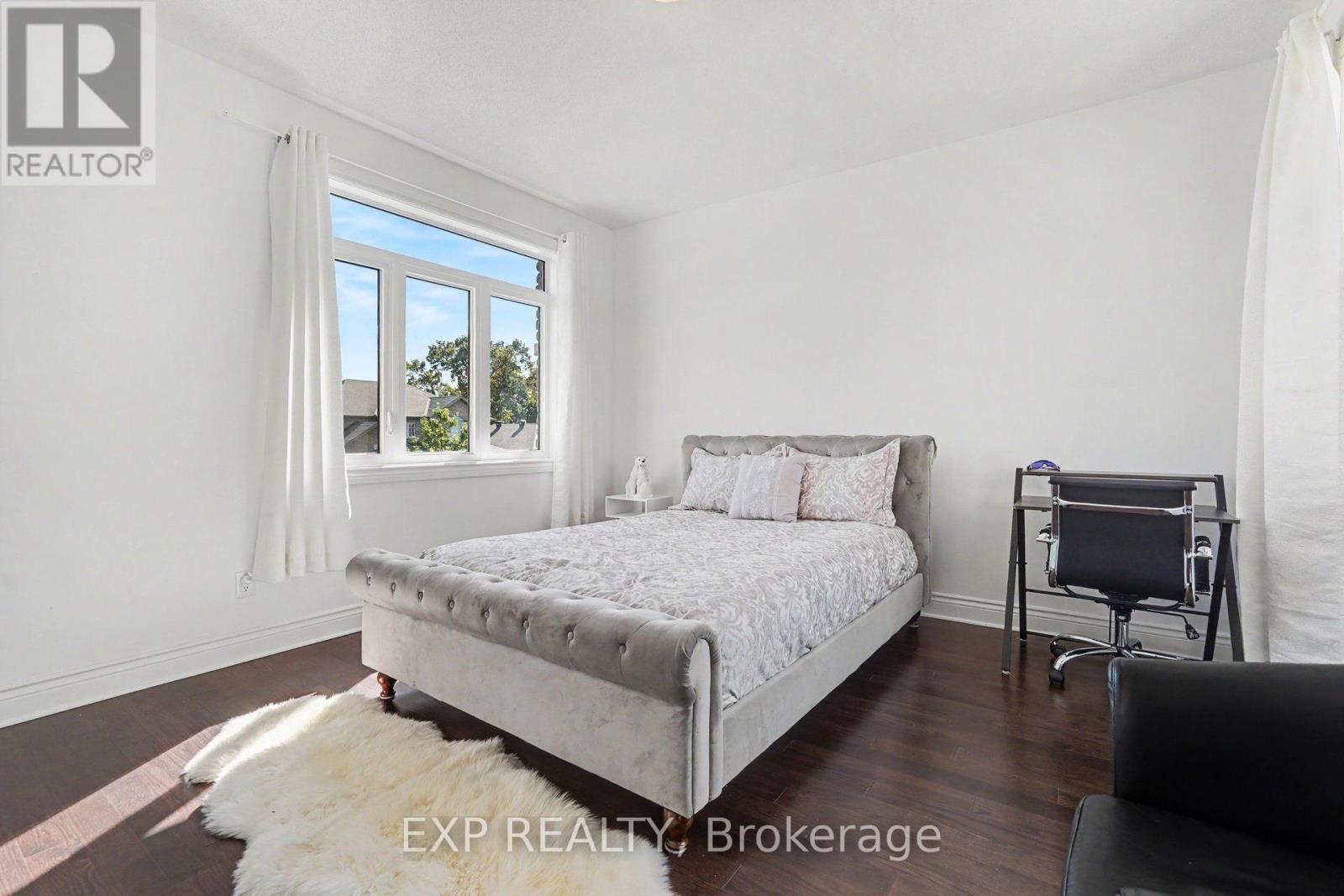 529 Peerless Street — photo 28