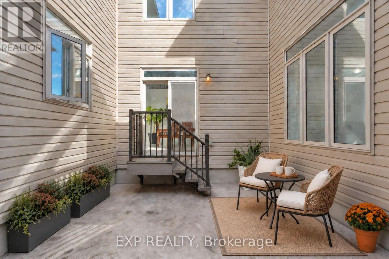 529 Peerless Street — photo 42