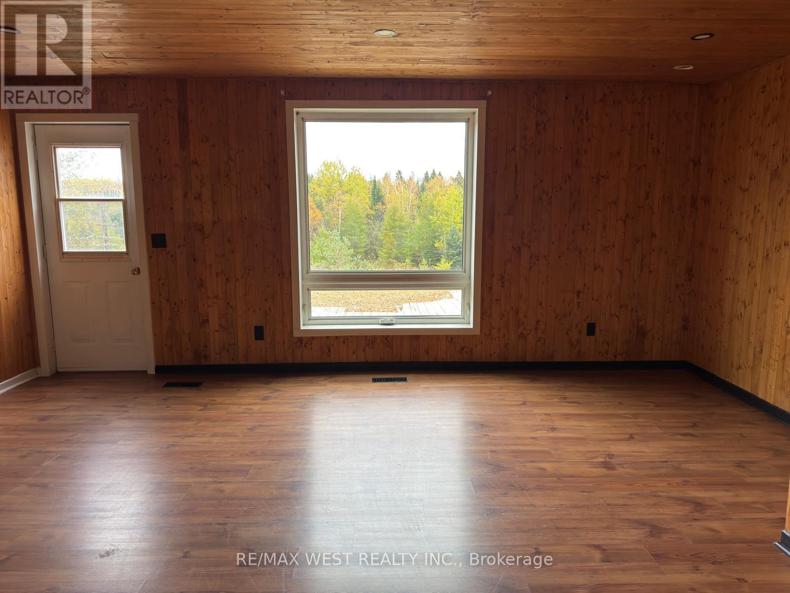 740 Lower Turriff Road — photo 10