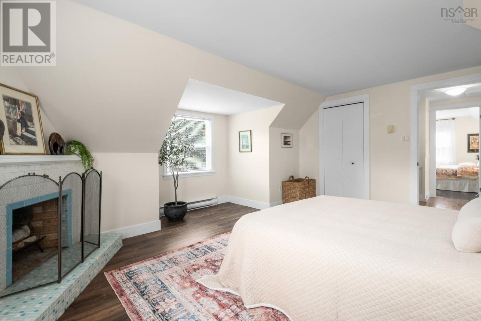 110 Skyway Drive - 32