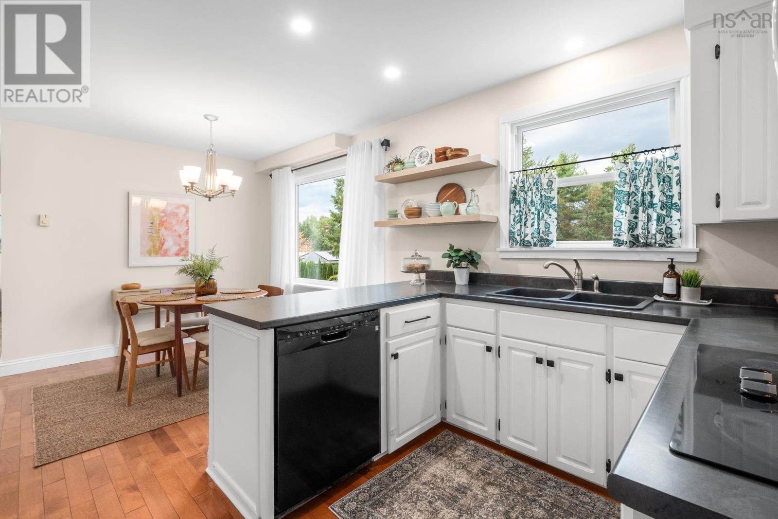 110 Skyway Drive - 10