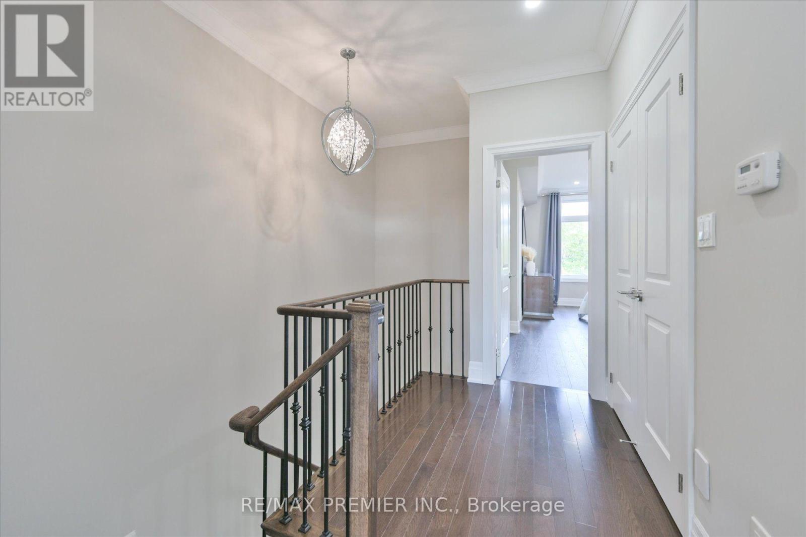 86 GOLDEN TRAIL - 19