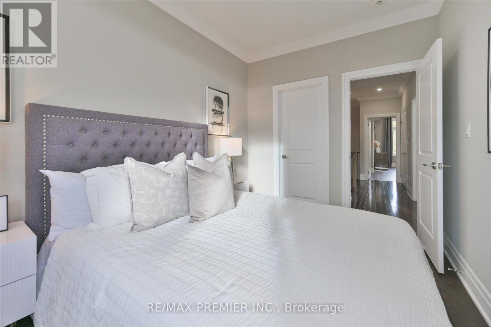 86 GOLDEN TRAIL - 29