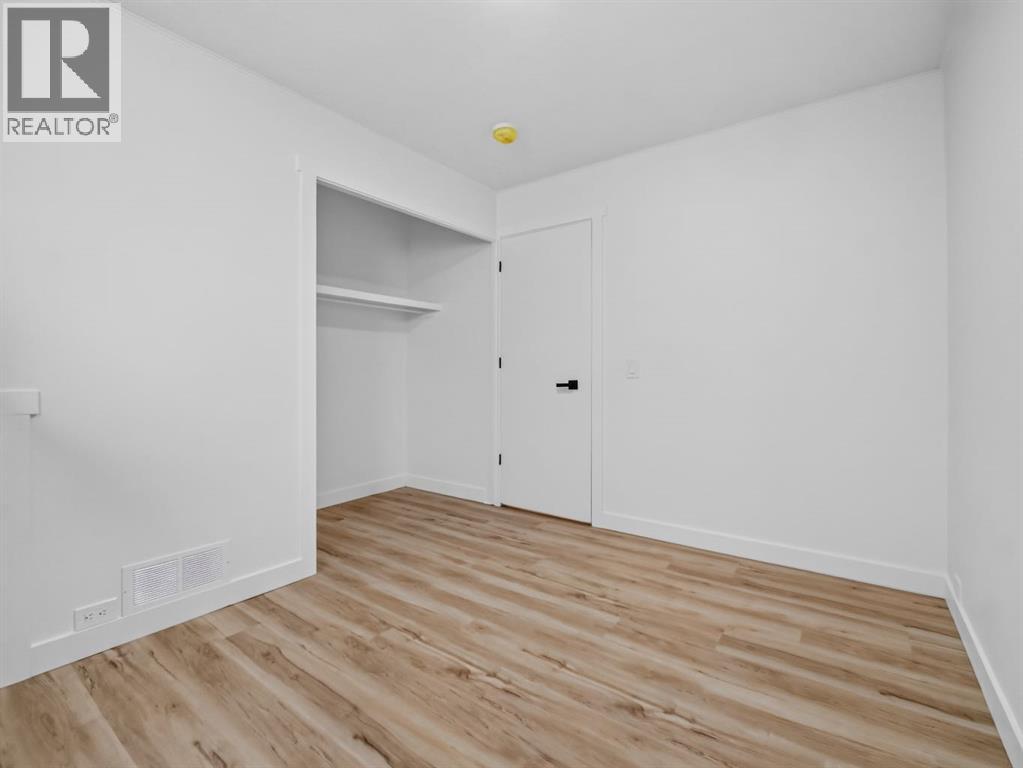 614 Marlborough Way NE - photo 31