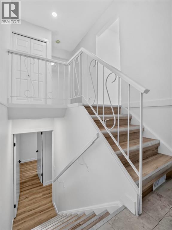 614 Marlborough Way NE - photo 24