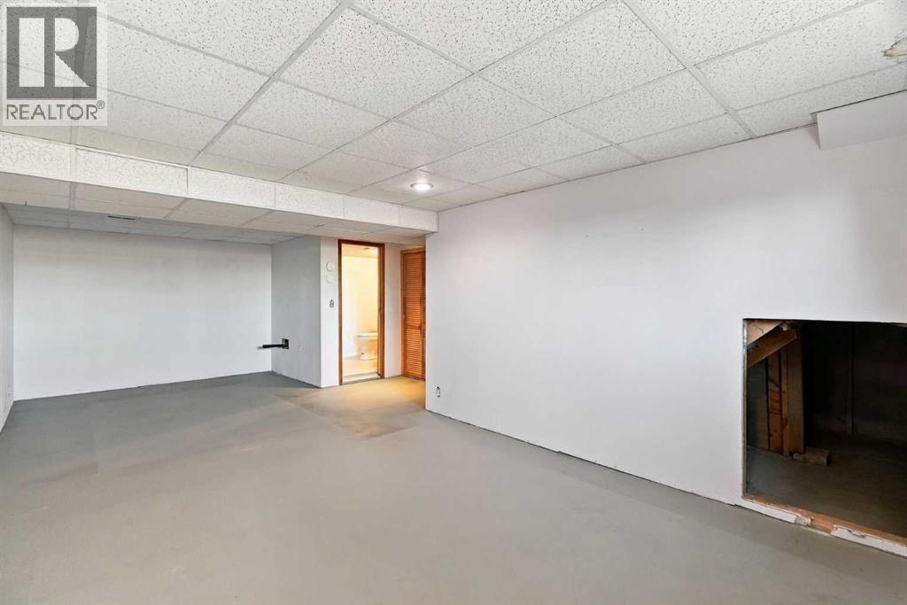 556 Lysander Drive SE - 21