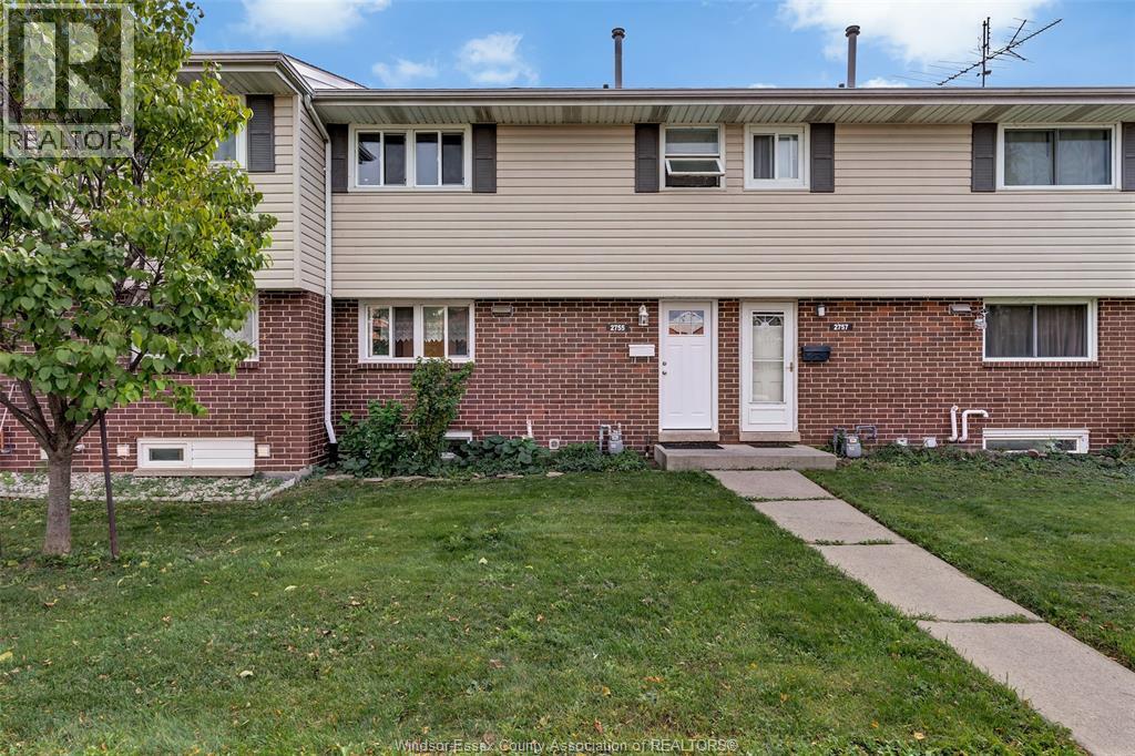 #11 2755 MEADOWBROOK LANE - 1