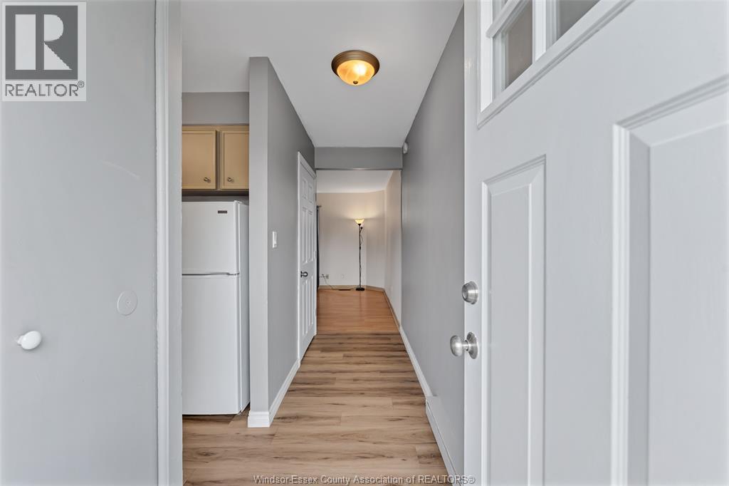 #11 2755 MEADOWBROOK LANE - 19