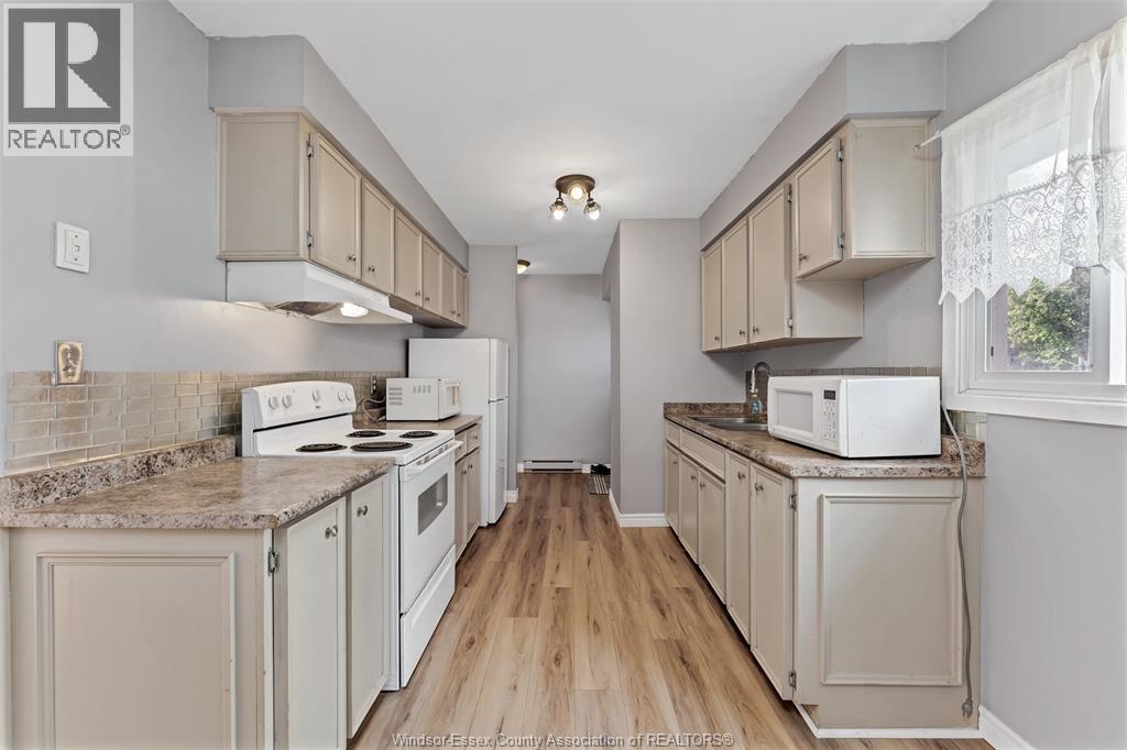 #11 2755 MEADOWBROOK LANE - 5