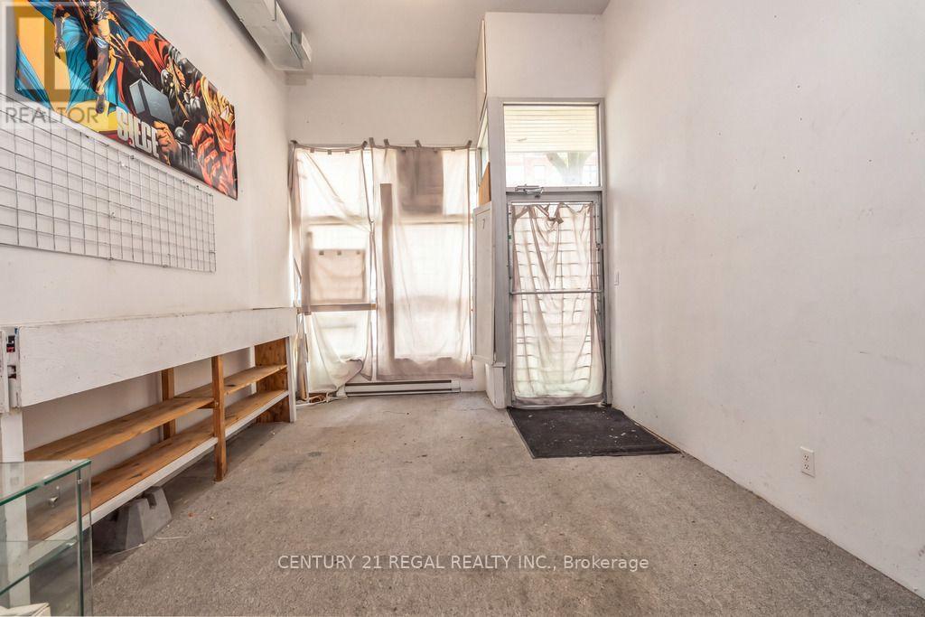 246 Spadina Avenue — photo 31