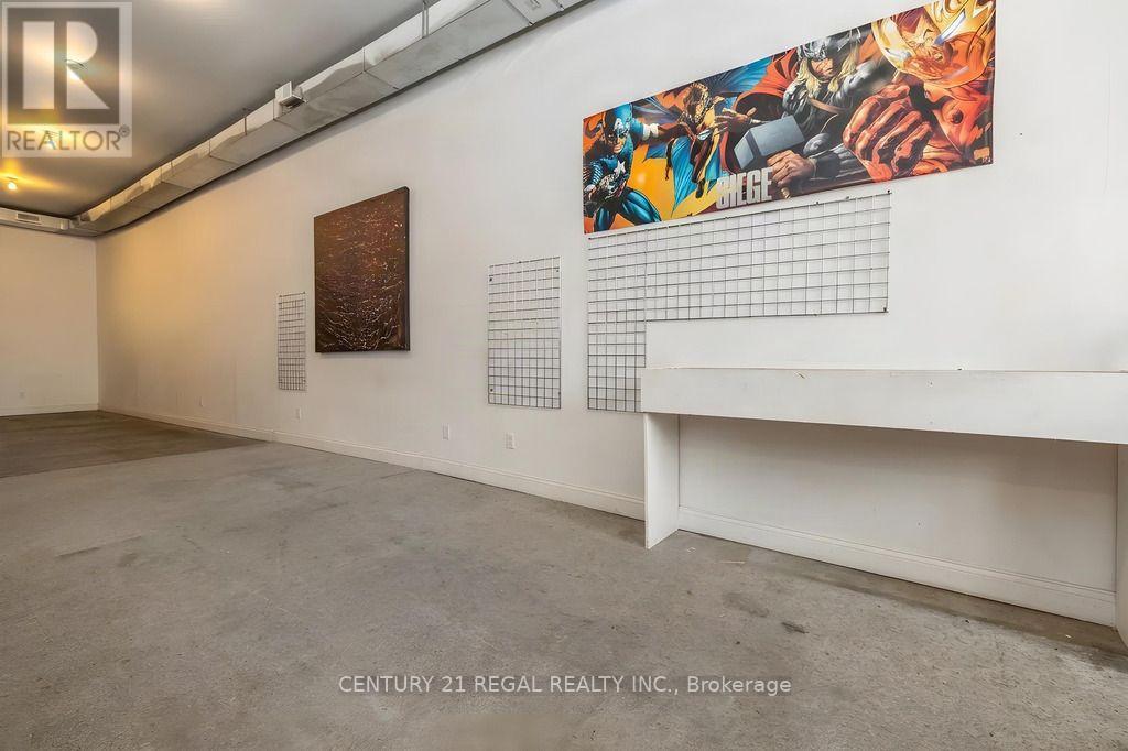 246 Spadina Avenue — photo 25