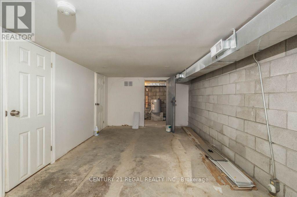246 Spadina Avenue — photo 16