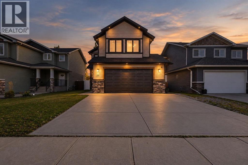 Listing photo – 211 Voisin Close, Red Deer