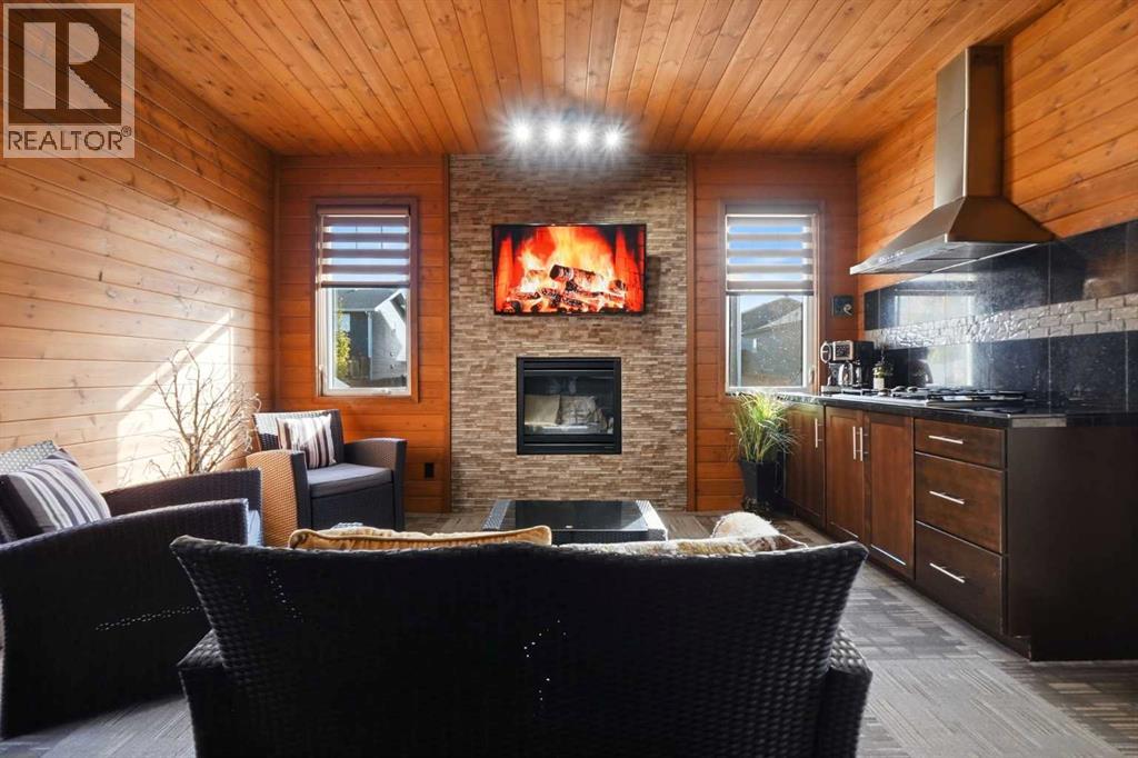 Listing photo – 211 Voisin Close, Red Deer