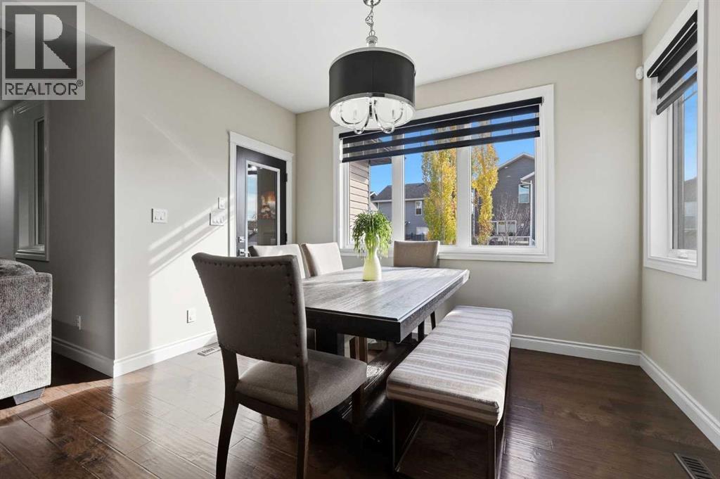 Listing photo – 211 Voisin Close, Red Deer