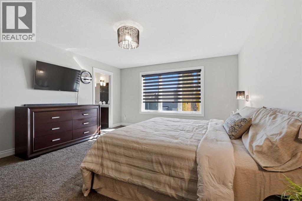 Listing photo – 211 Voisin Close, Red Deer