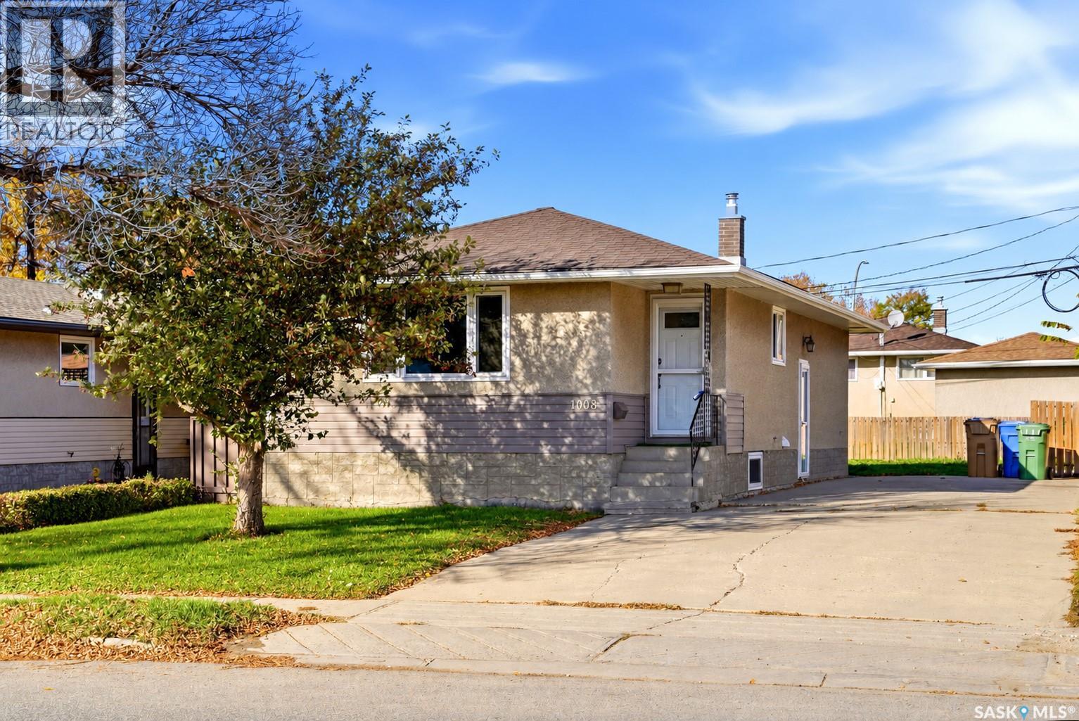 1008 7th AVENUE N - 1