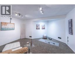 203 Coville Close NE - photo 38