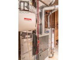 203 Coville Close NE - photo 44