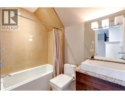 337 3 Avenue NE - photo 40