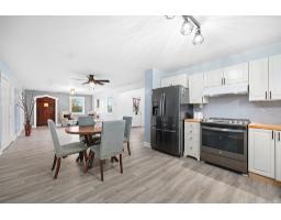 216 Ch. Des Outaouais, L Ile Du Grand Calumet, QC J0X1J0 Photo 12