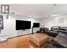 611 25 Avenue Ne, Calgary, AB T2E1Y6 Photo 34