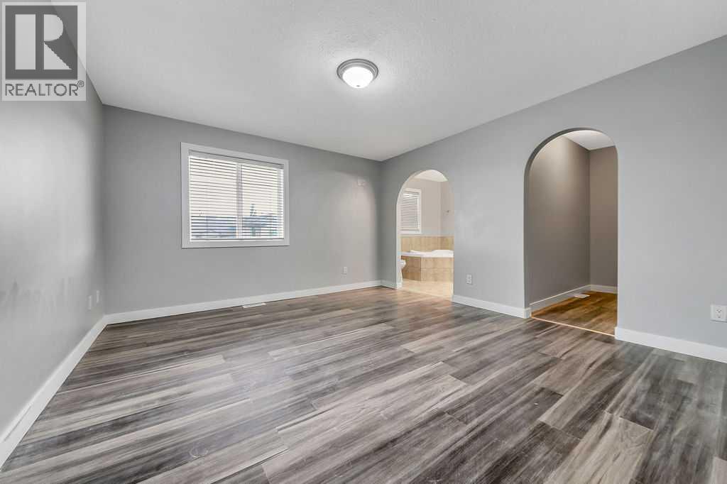 Listing photo – 43 Lindman Close, Sylvan Lake