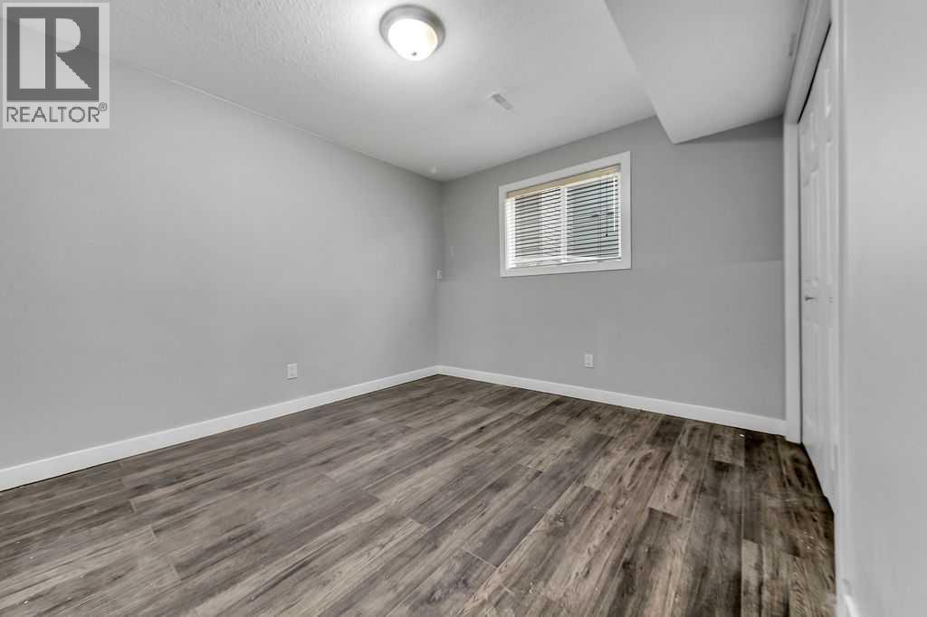 43 Lindman Close - 36