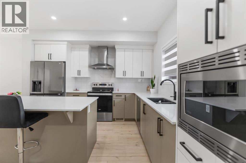 20 Corner Glen Avenue NE - 6