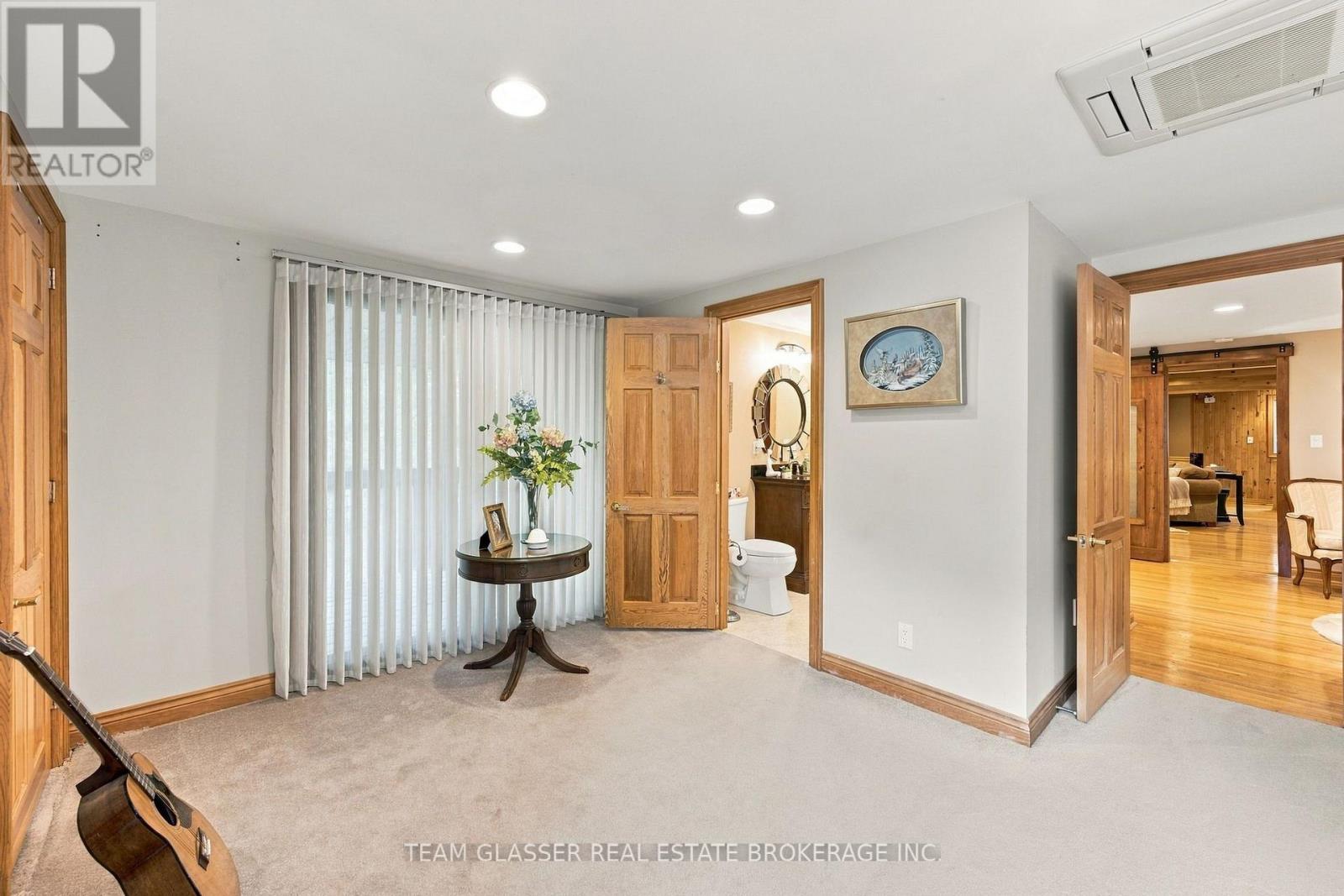 8421 Defore Drive — photo 28