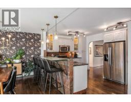 210 Windermere Road SW - photo 18