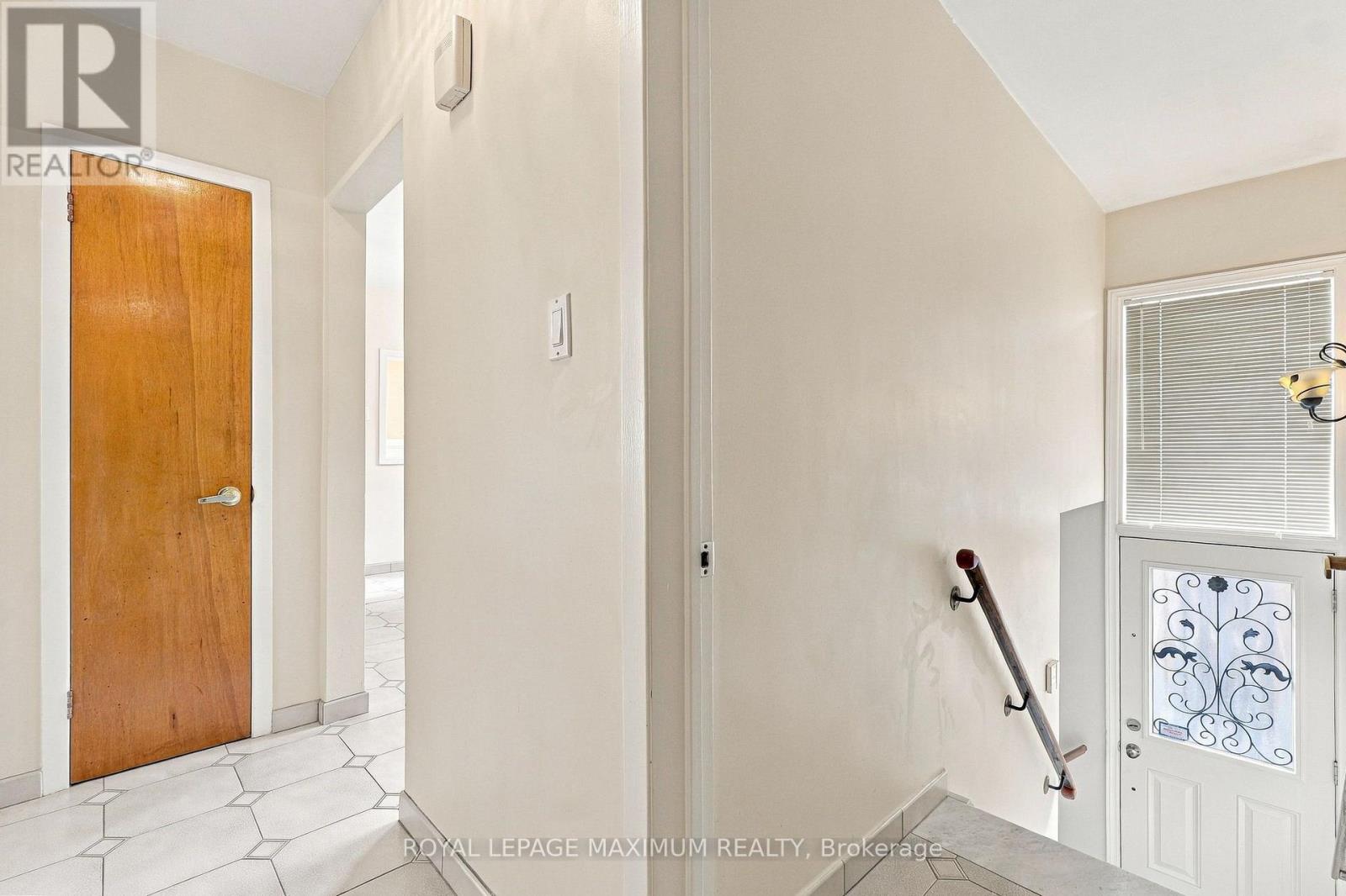 66 Spenvalley Drive — photo 26