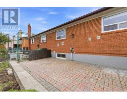 66 Spenvalley Drive, Toronto, ON M3L1Z1 Photo 42