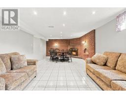 66 Spenvalley Drive, Toronto, ON M3L1Z1 Photo 31